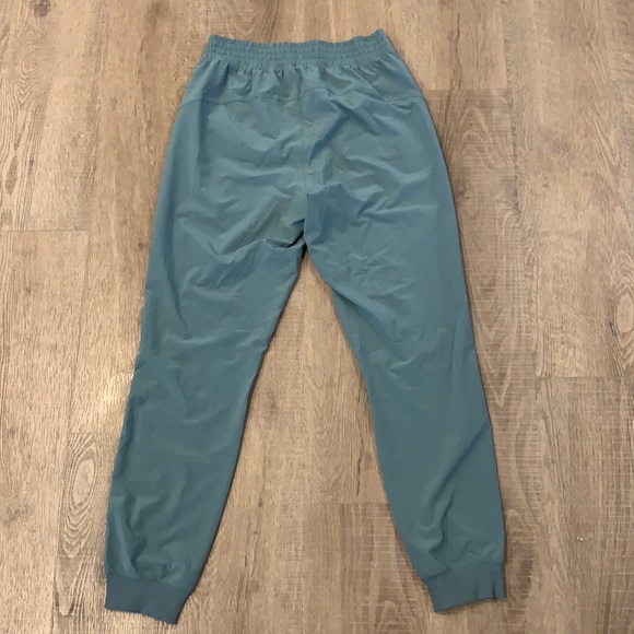 Lululemon joggers - Picture 3 of 4